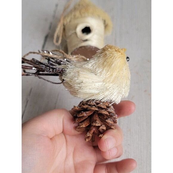 Off white bristle brush birdhouse pine cone set ornament Xmas - Picture 7 of 10